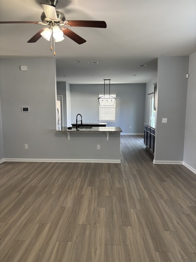 Building Photo - 145 Relict Dr