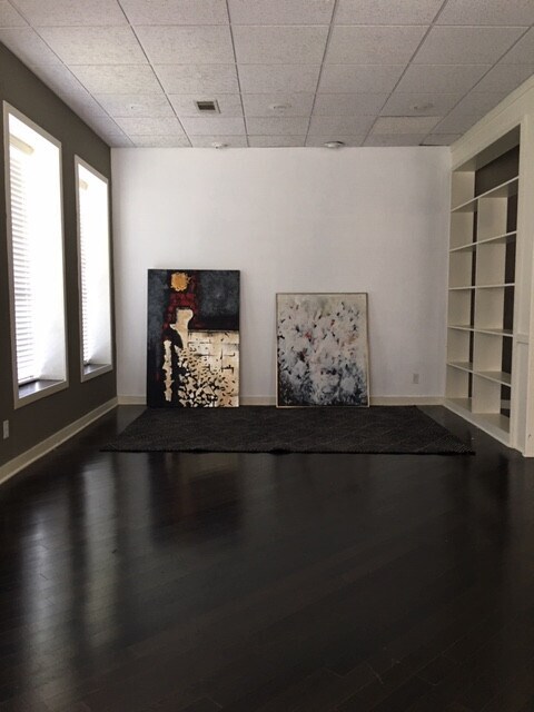 Building Photo - 31 E Center St