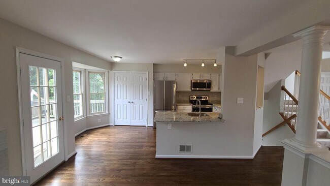 Building Photo - 20346 Brentmeade Terrace