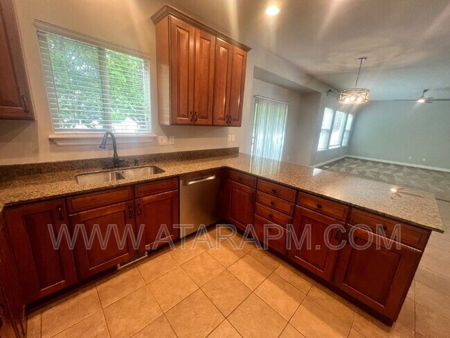 Building Photo - 13571 S Buckeye View Way