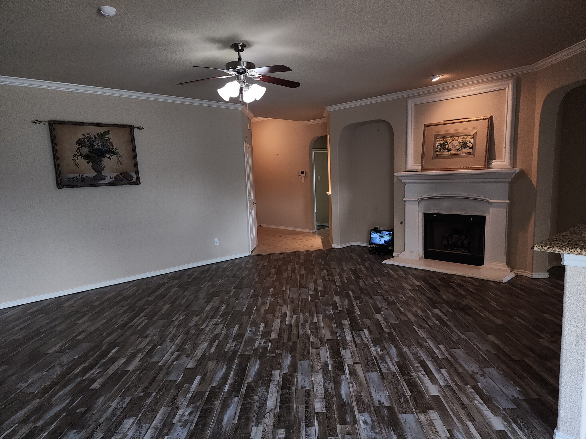 Building Photo - 5813 Paluxy Sands Trl