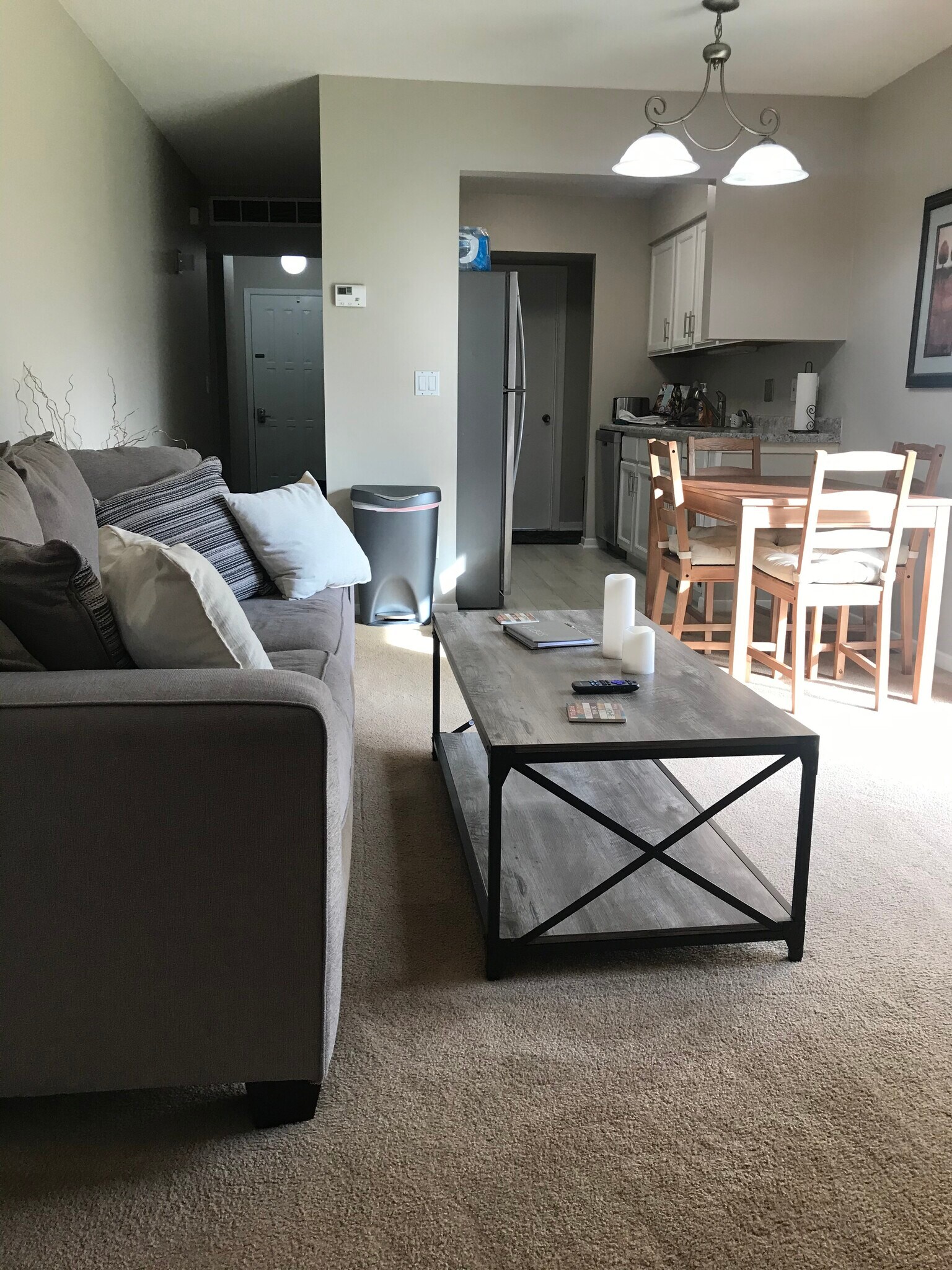 Building Photo - 10092 Hideaway Cove