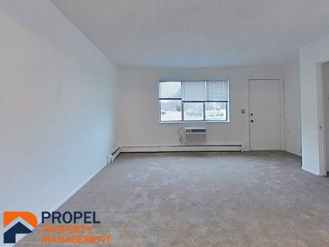 Building Photo - 5772 Howe Rd