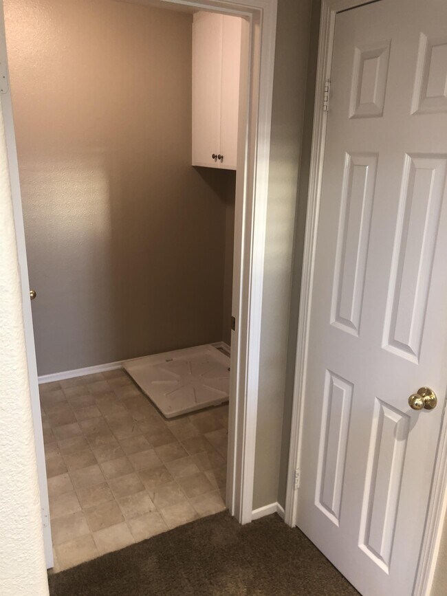 Building Photo - 33800 Willow Haven Ln