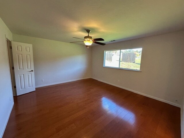 Building Photo - 43038 Glacier Ln