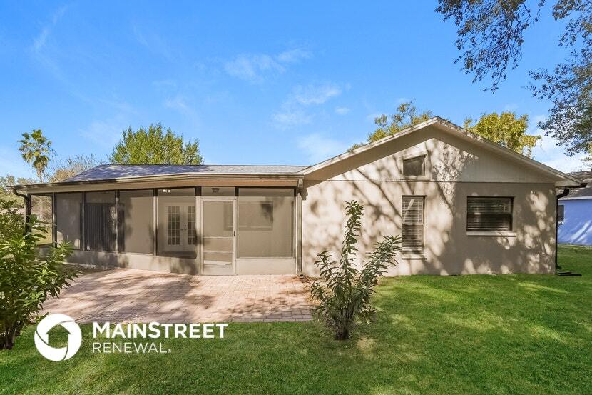 Building Photo - 8055 Wooden Dr