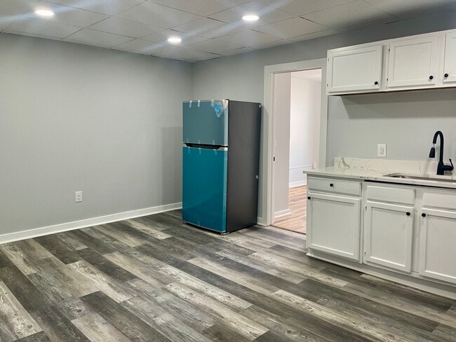 Building Photo - 43-45-45 N Broad St