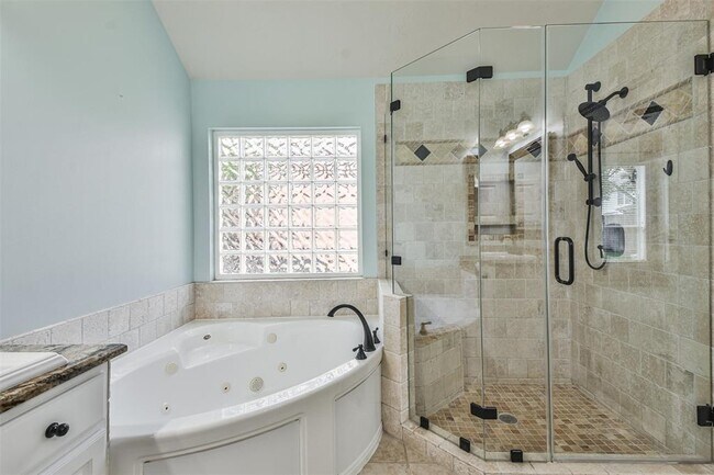 Building Photo - 16722 Coyotillo Ln