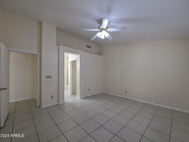 Building Photo - 11941 N 69th Ave