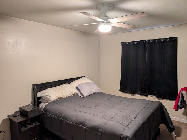 Master Bedroom - 2443 Chateau Ln