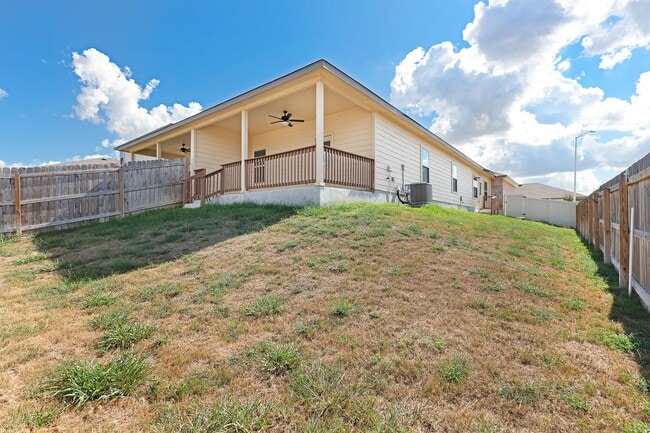 Building Photo - New Braunfels~ Beautiful Luxury 3 Bdrm~Stained Concrete Floors Throughout