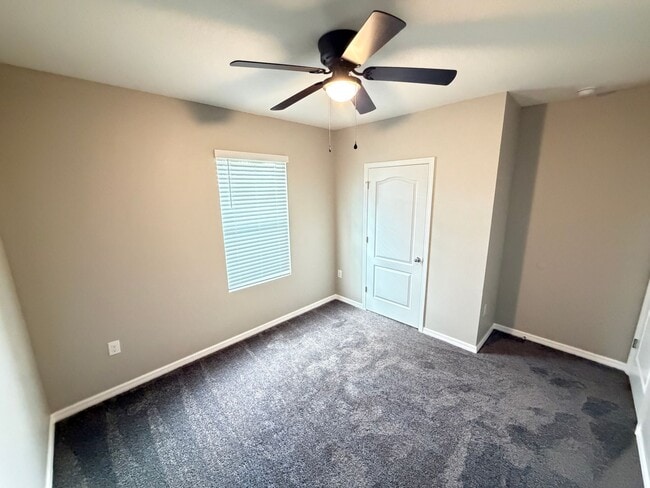 Building Photo - Fantastic 4 Bedroom, 2 Bathroom Home in New Smyrna Beach!!