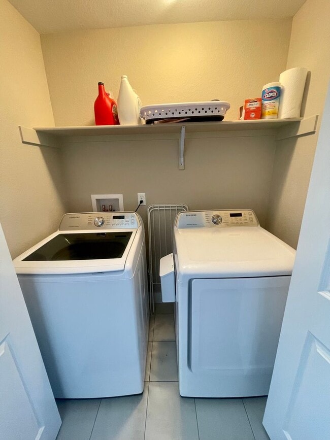 Building Photo - Wolf Ranch 3 Bedroom home