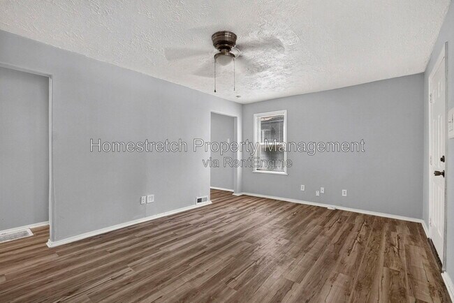 Building Photo - 7534 Blanding Dr