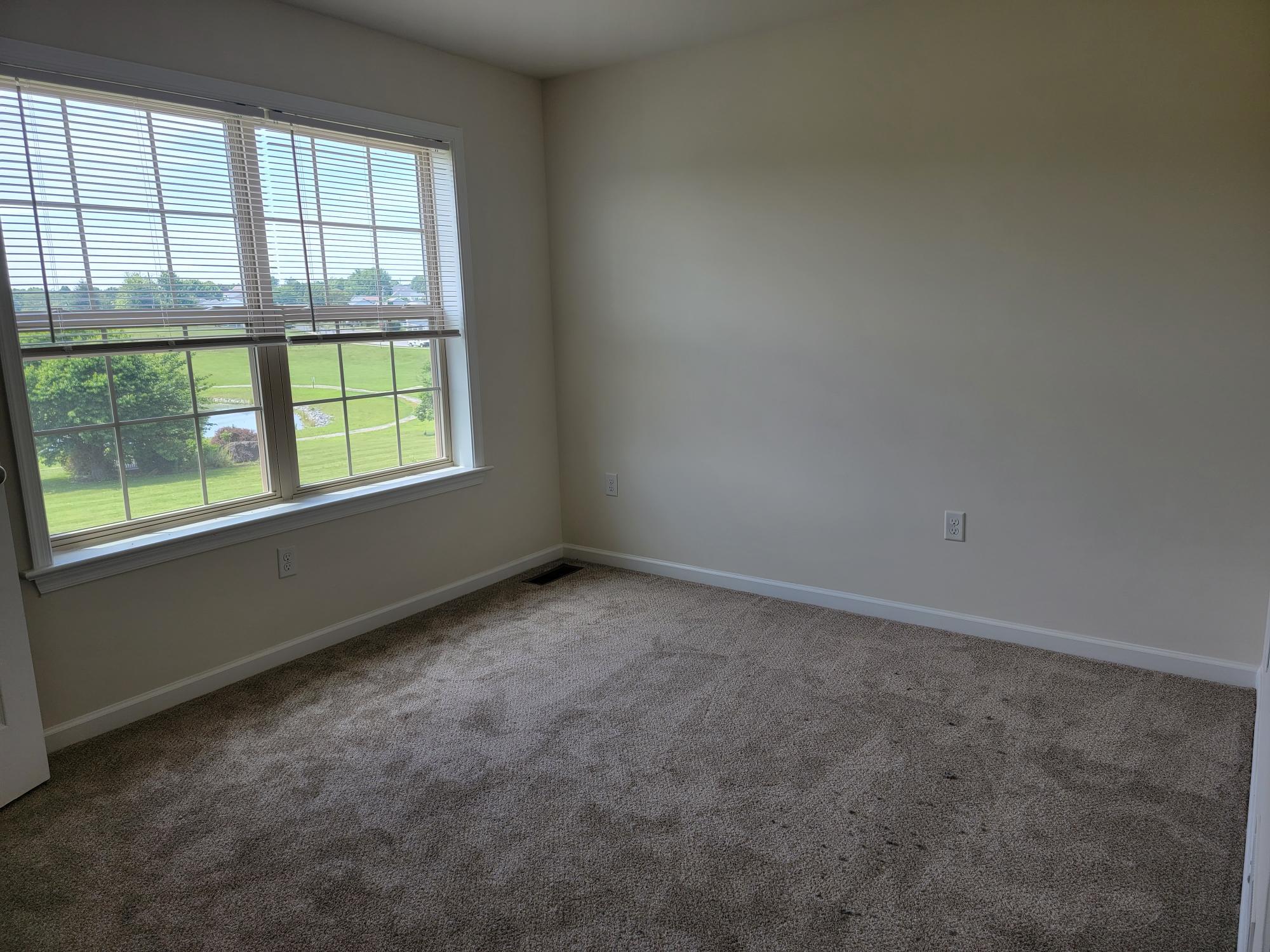 Building Photo - 336 Ashley Dr