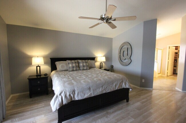 Building Photo - 34018 N Pate Pl