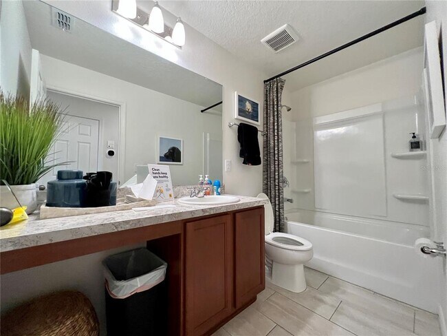 Building Photo - 11880 Little River Way
