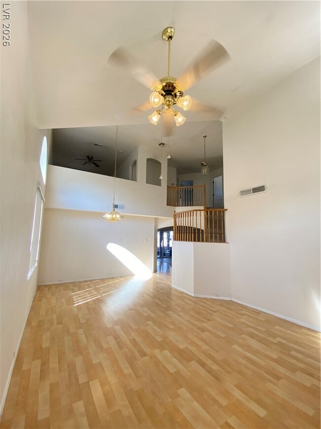 Building Photo - 8328 Sea Glen Dr
