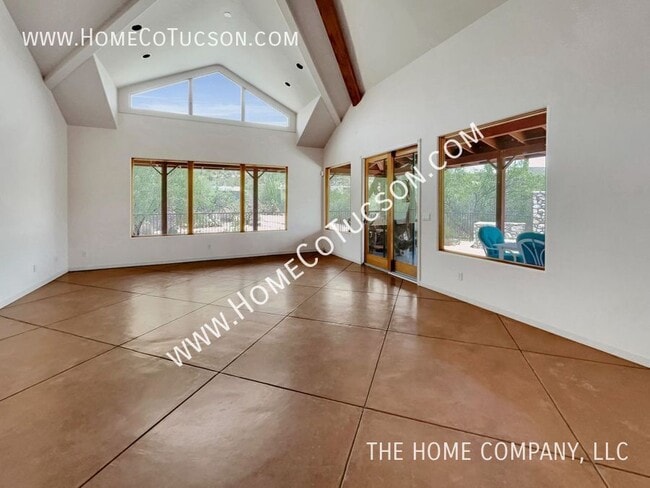 Building Photo - 12235 E Horsehead Rd