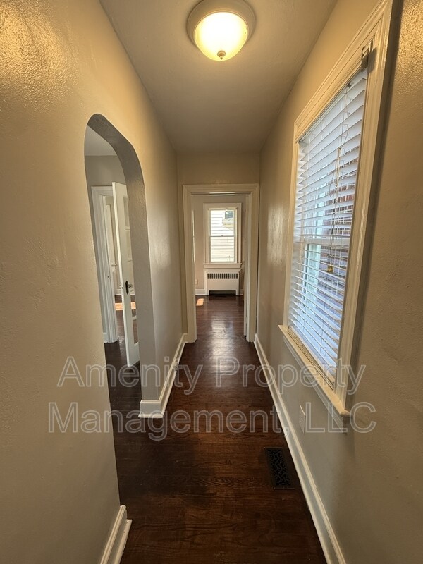 Building Photo - 325 67th St