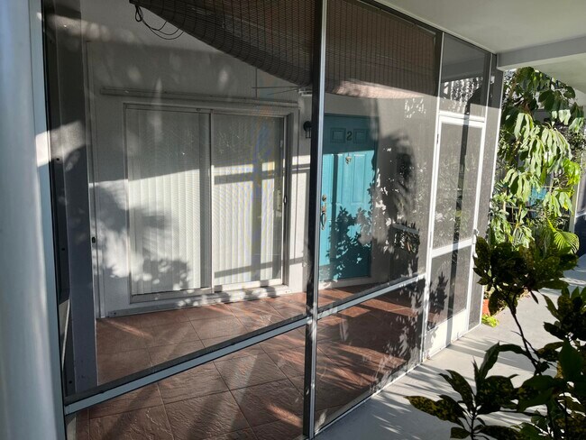 Building Photo - 2748 NE 28th Ave