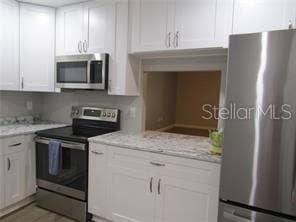 Building Photo - 376 Oak Hill Dr