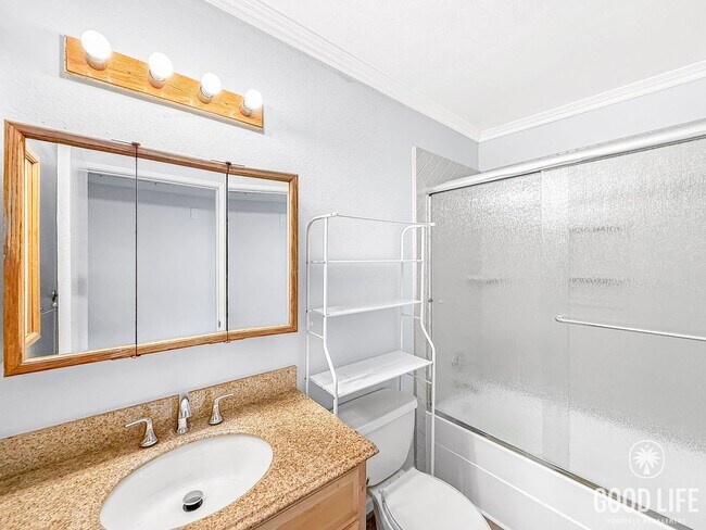 Building Photo - Great 2B/1BA Condo in Escondido!