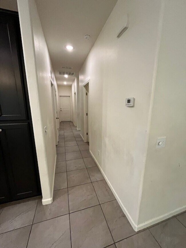 Building Photo - Coming Soon!