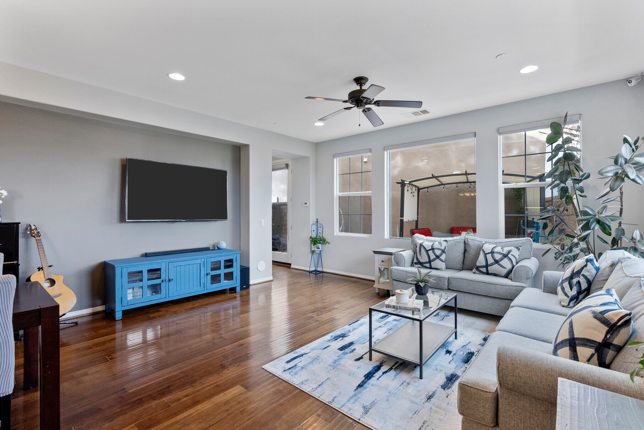 Building Photo - 28285 N Via Sonata Dr