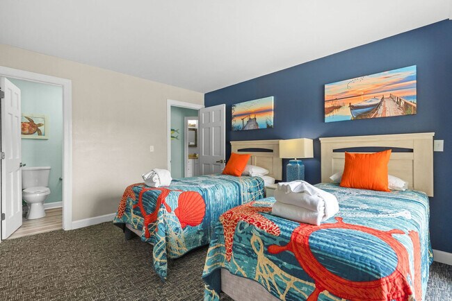 Building Photo - 2805B N Ocean Blvd