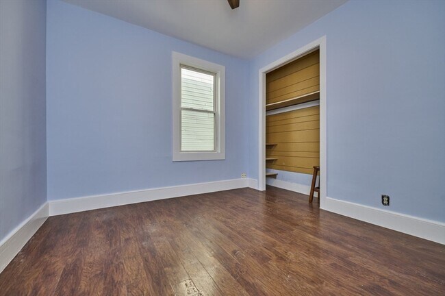 Building Photo - 19 Whittier St