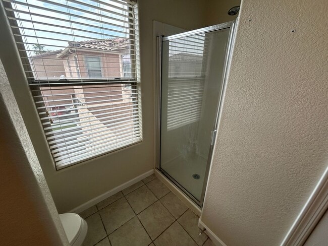 Building Photo - 18529 W Mariposa Dr