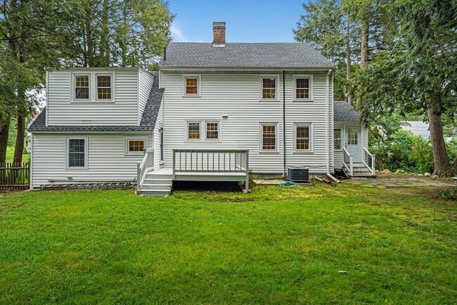 Building Photo - 14 Gleason Rd