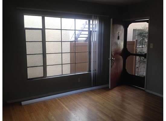 Building Photo - 111 Bennett Ave