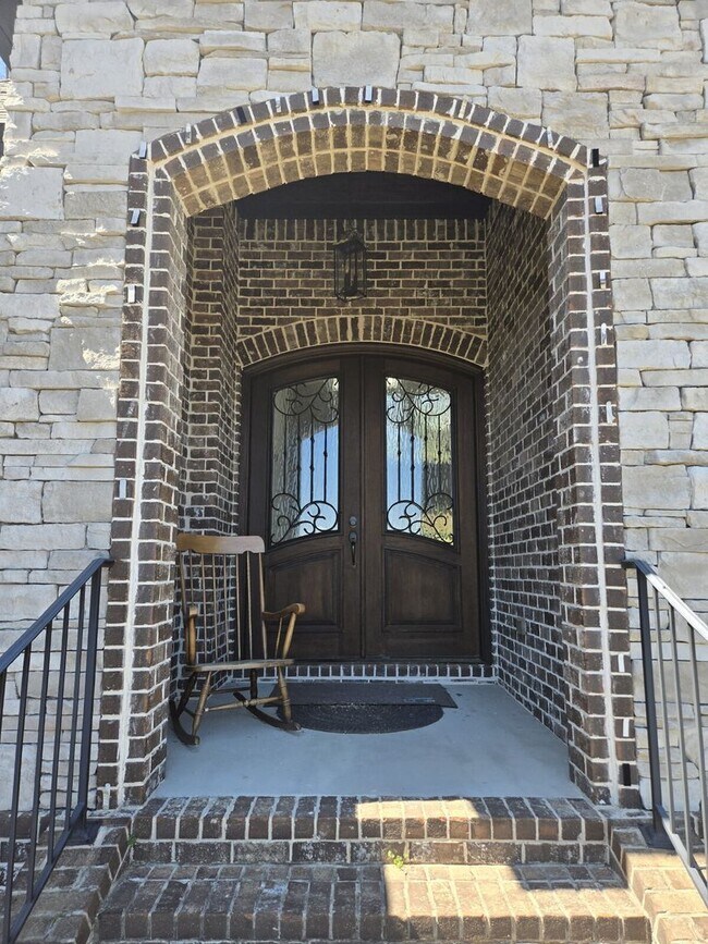 Building Photo - Amazing House In Windstone Available For P...