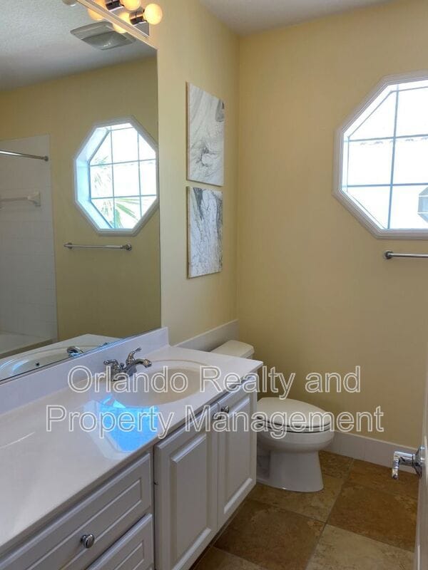 Building Photo - 1567 Napoli Dr W