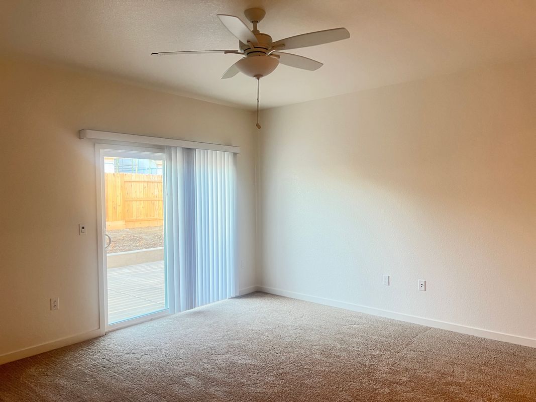 Building Photo - 741 Skyler Ct