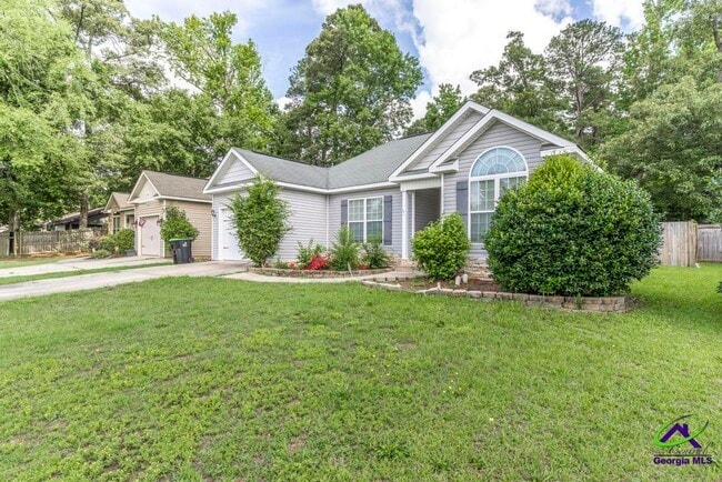 Building Photo - 510 Leisure Lake Dr