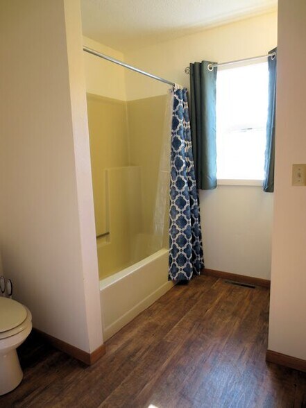 Bathroom - 491 Flambeau Ave