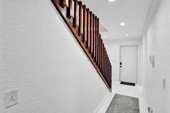 Building Photo - 7387 NW 34th St