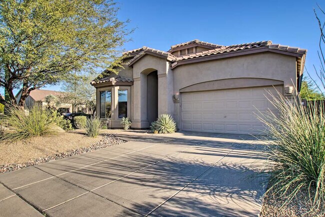 Building Photo - 3055 N Red Mountain