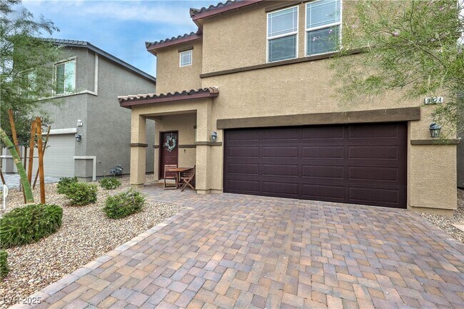 Building Photo - 9074 Meadows Ln