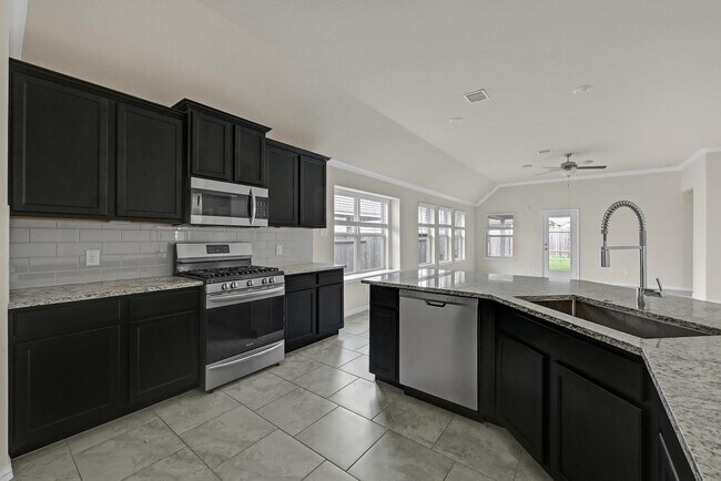 Building Photo - 2403 Dovetail Park Ln