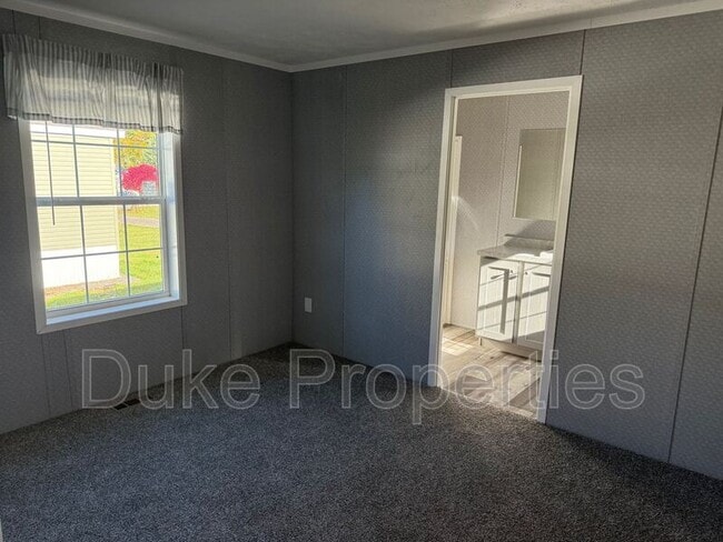 Building Photo - 619 Kilkenny Dr