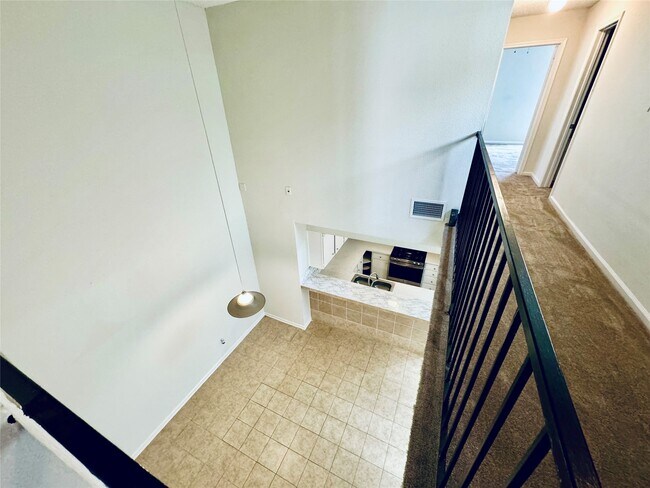 Building Photo - 5810 Twisted Pine Ct