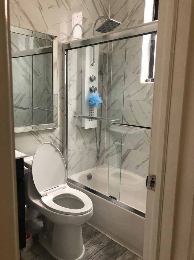 Building Photo - 124-14 Metropolitan Ave