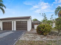 Building Photo - 9311 Wedgewood Dr