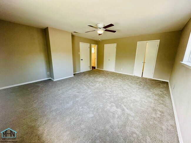 Building Photo - Prestigious Residential Offering: Expansiv...