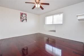 Building Photo - 8405 Wilcrest Dr