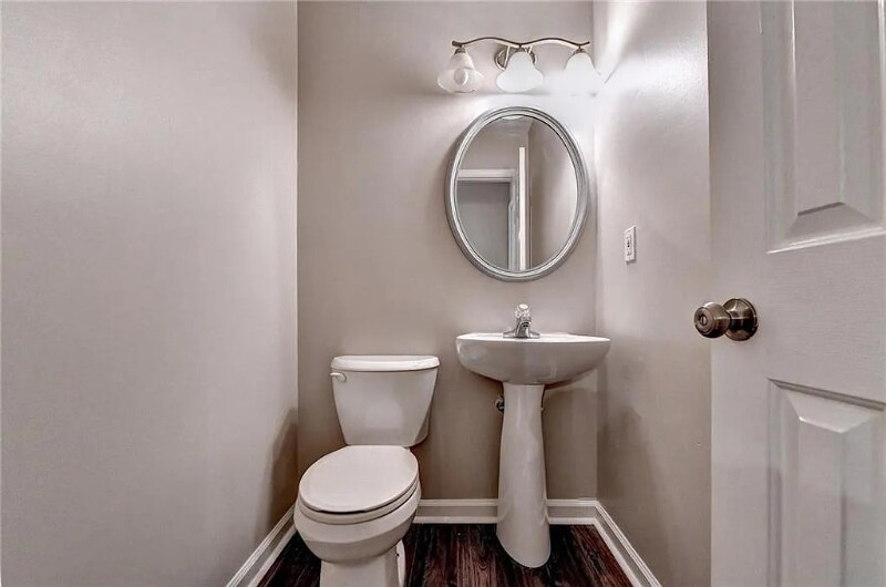 Building Photo - 1227 Yellow River Dr